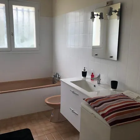 110m2 A 2 Km De La De St Georges De Didonne *